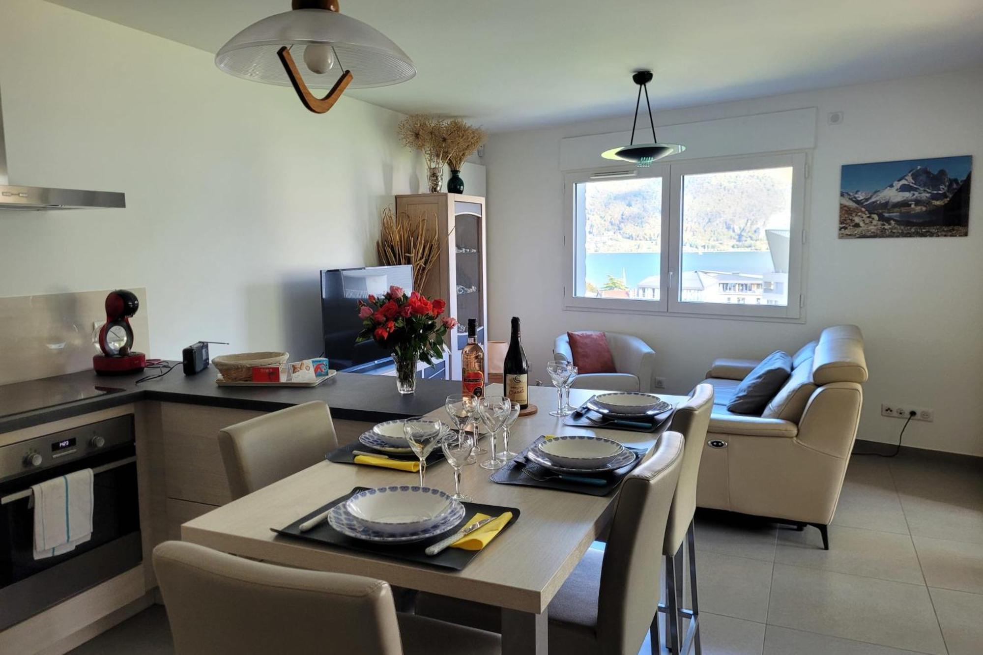 אנסי Le Tableau Du Lac 507 - 2 Bedrooms Apartment With Lake View Terrace מראה חיצוני תמונה